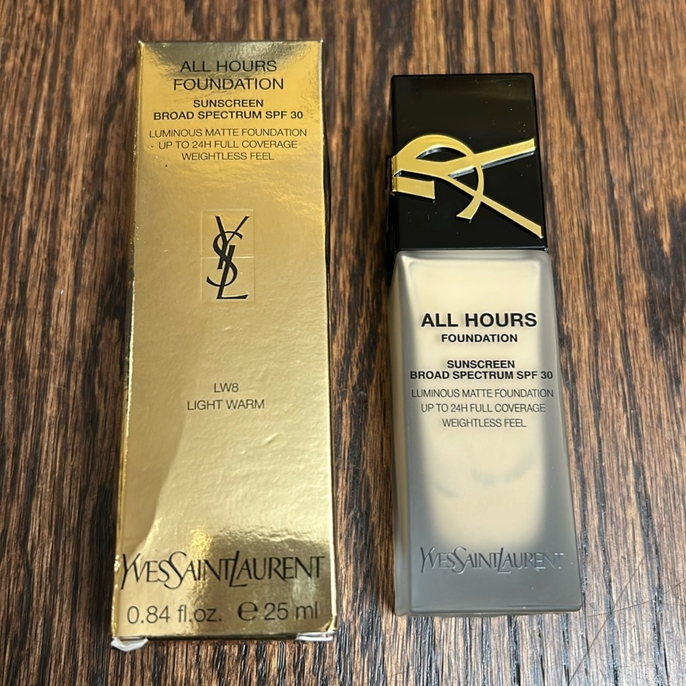 YSL All Hours Foundation Light Warm